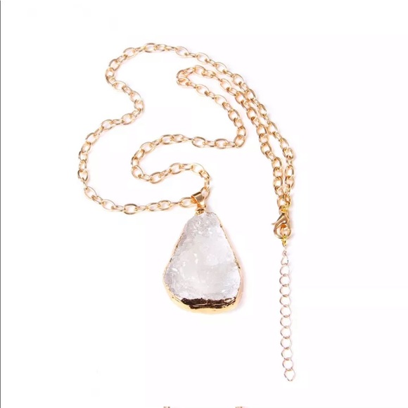 Jewelry - NEW ♡ DRUZY NATURAL GEODE NECKLACE